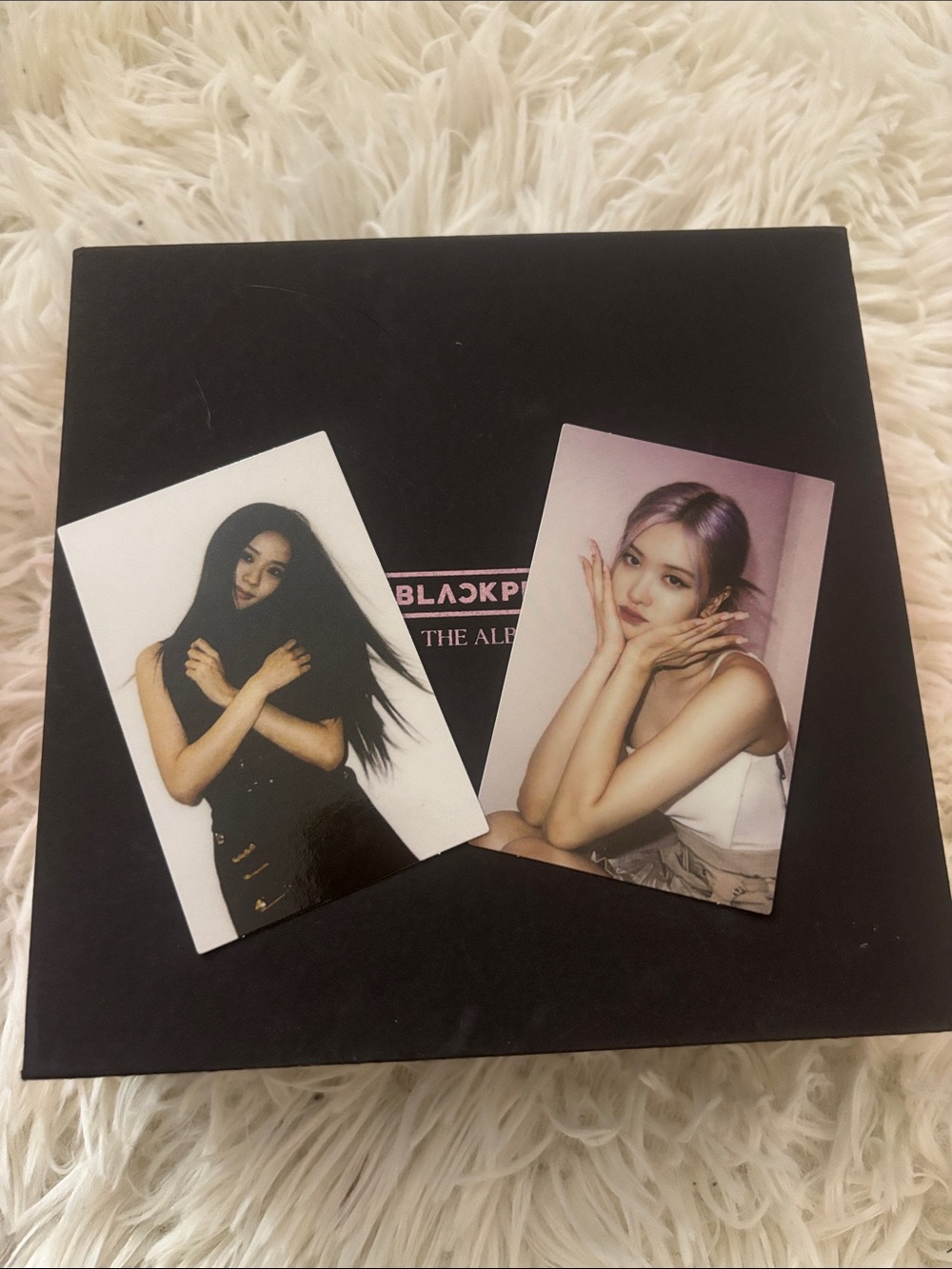 Blackpink’s album with Rosé and Jisoo’s photocards